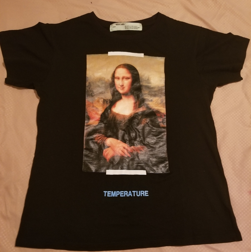 Off White Tee, size XL only worn 3 times